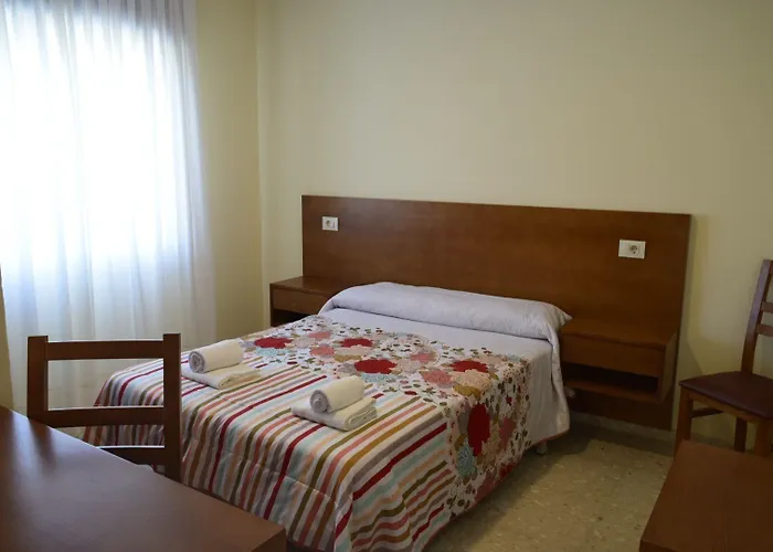 Pensión San Antón 3*