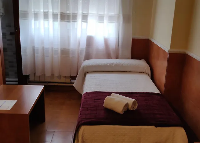 Pensión San Antón 3*